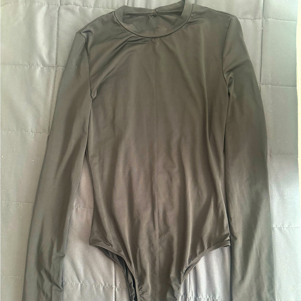 Black Fitted Bodysuit XS (2)
